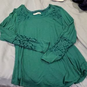 Maurices long sleeve size 2 teal green tshirt